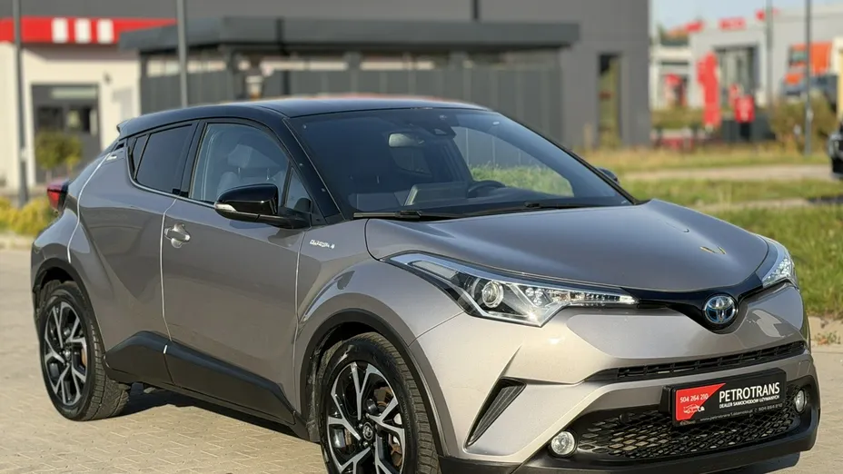 TOYOTA C-HR -