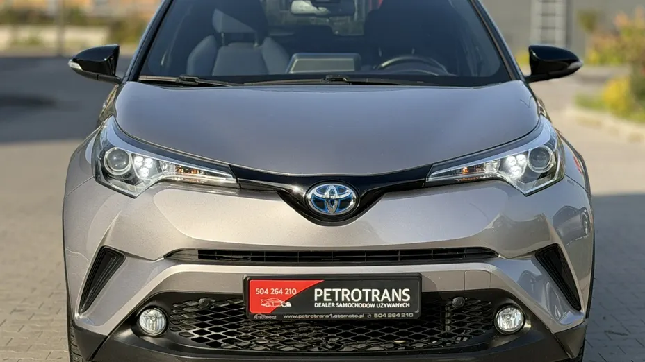 TOYOTA C-HR -