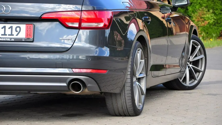AUDI A4 Avant -