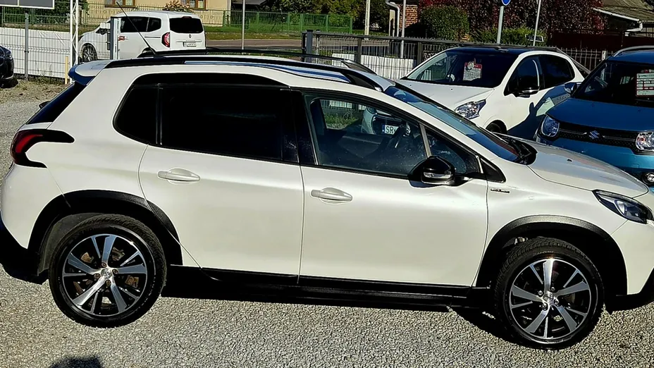 PEUGEOT 2008 -