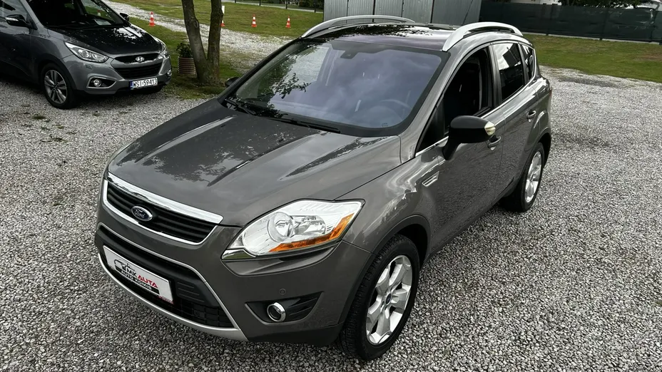 FORD Kuga -