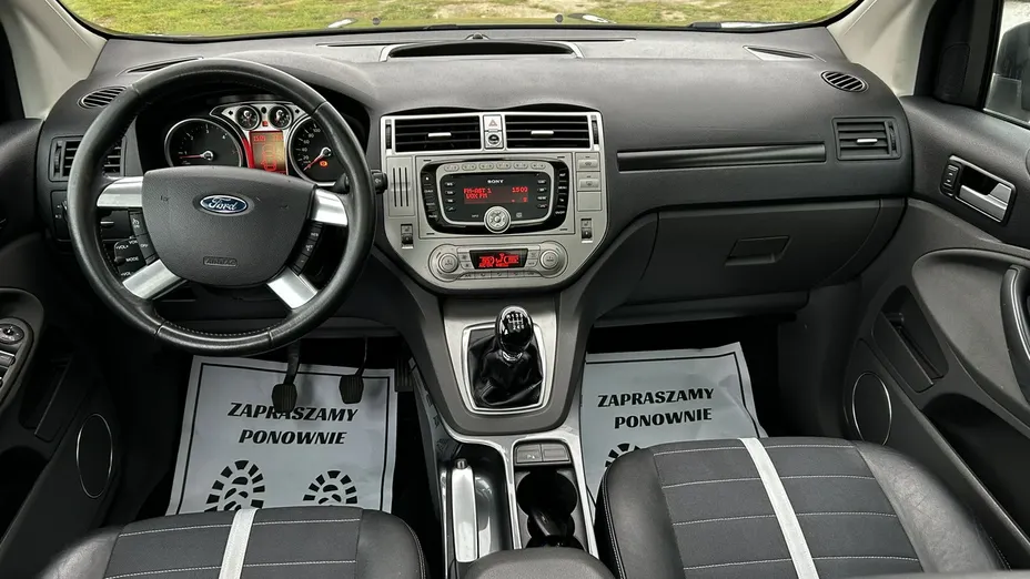 FORD Kuga -