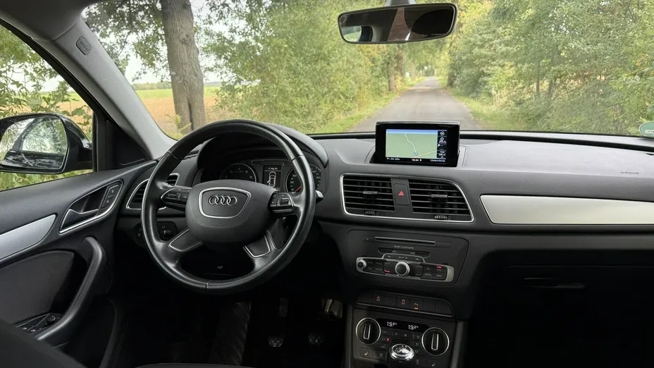 AUDI Q3 -