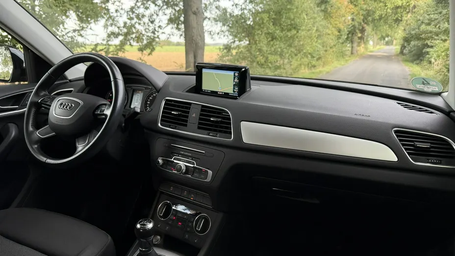 AUDI Q3 -