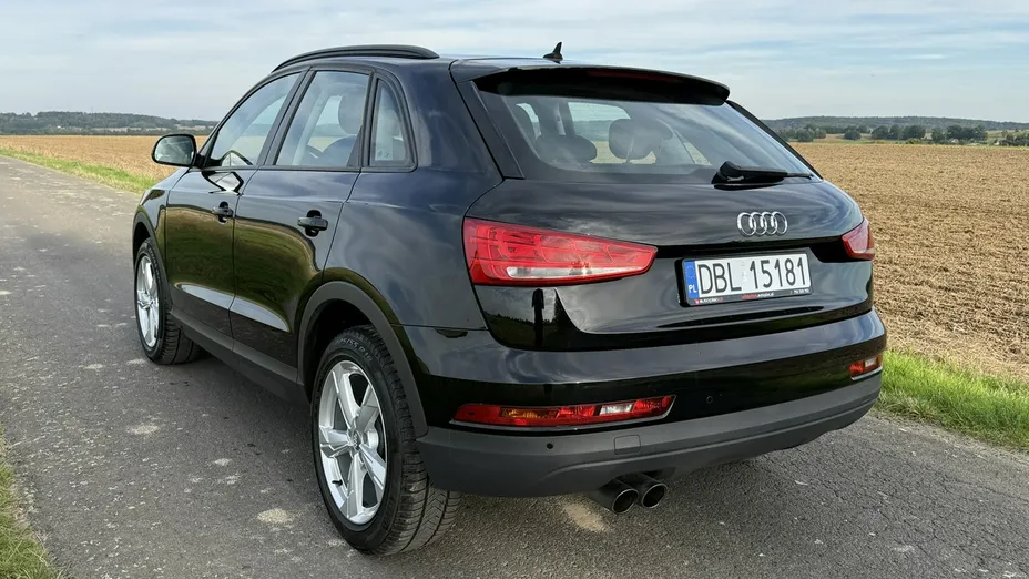 AUDI Q3 -