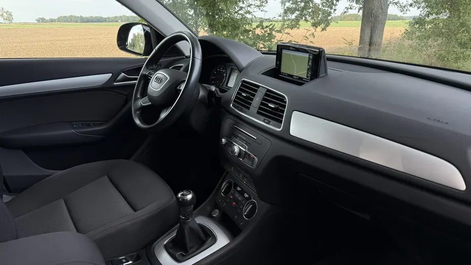 AUDI Q3 -