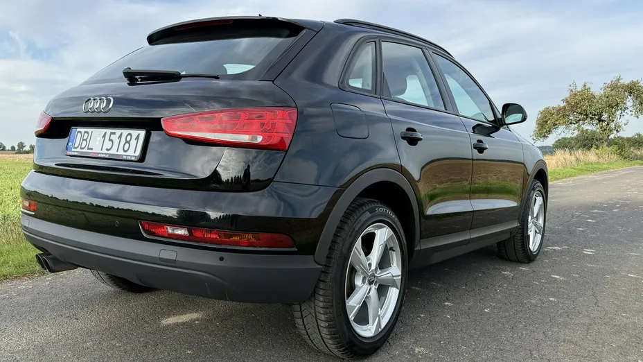 AUDI Q3 -