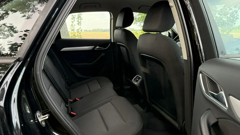 AUDI Q3 -