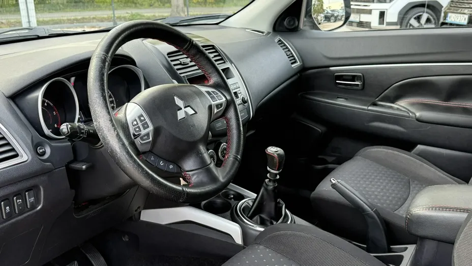 MITSUBISHI ASX -