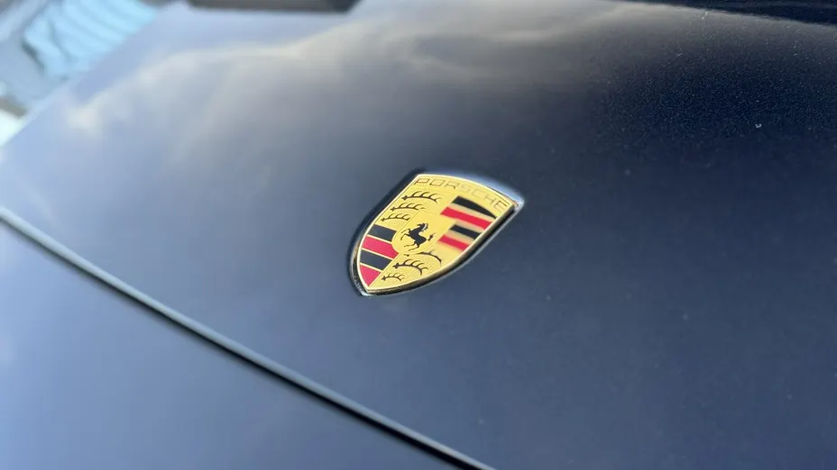 PORSCHE Panamera -
