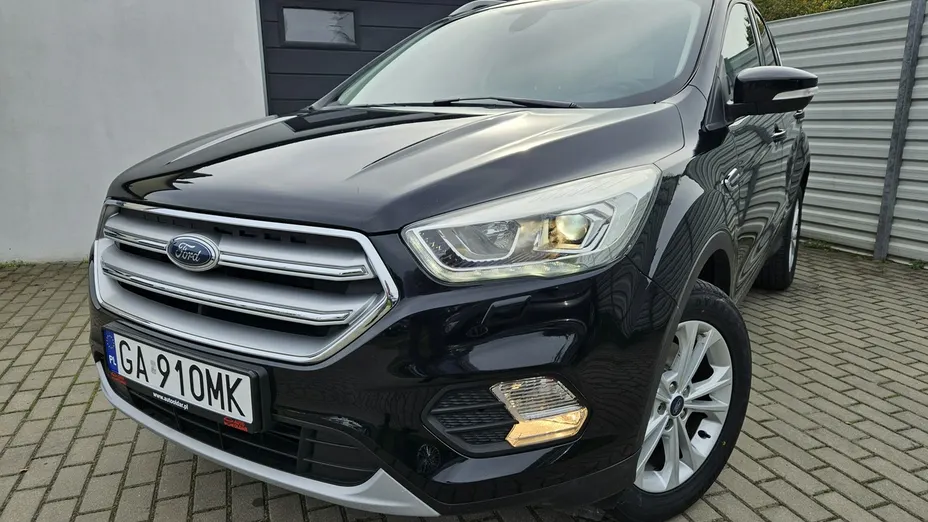 FORD Kuga -