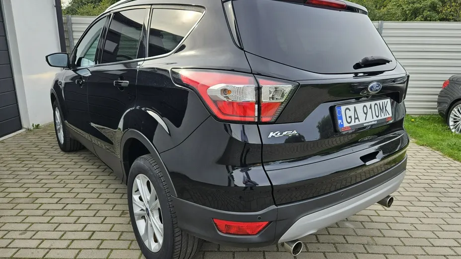 FORD Kuga -