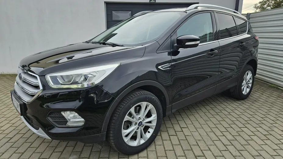 FORD Kuga -