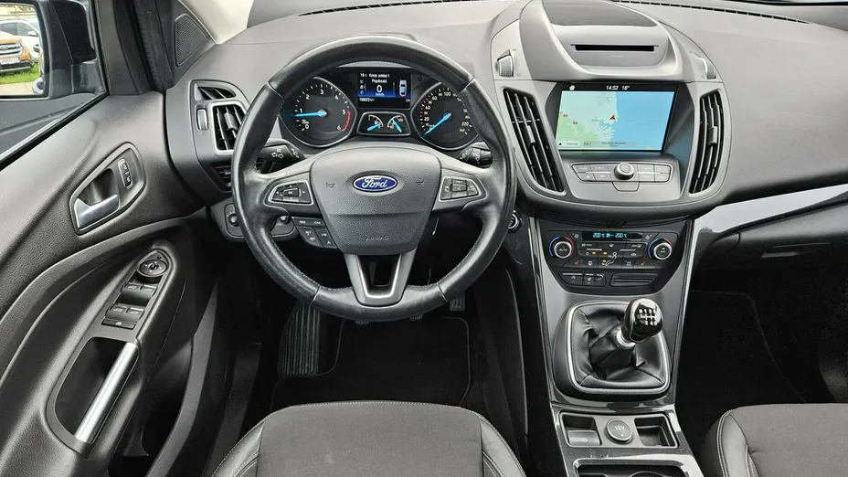 FORD Kuga -