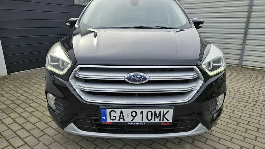 FORD Kuga -