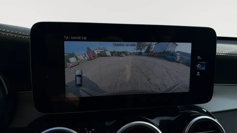 MERCEDES-BENZ GLC -