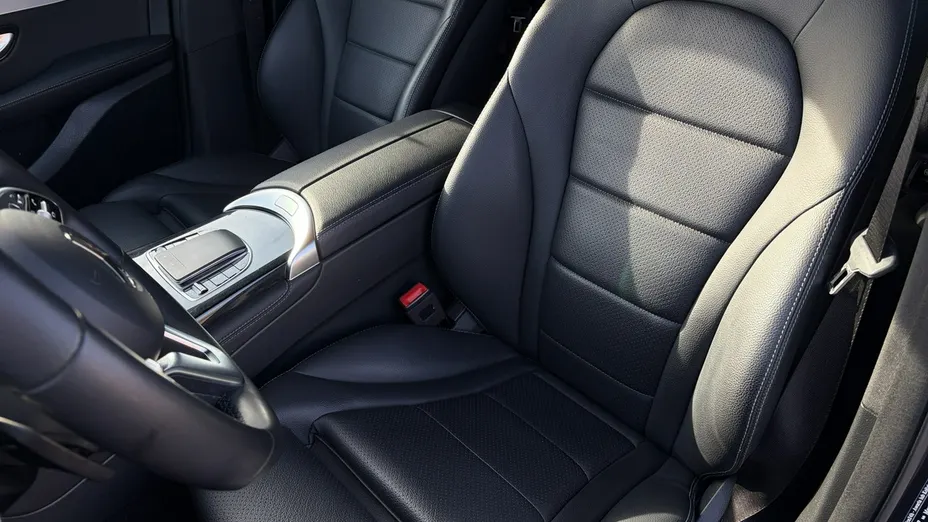 MERCEDES-BENZ GLC -