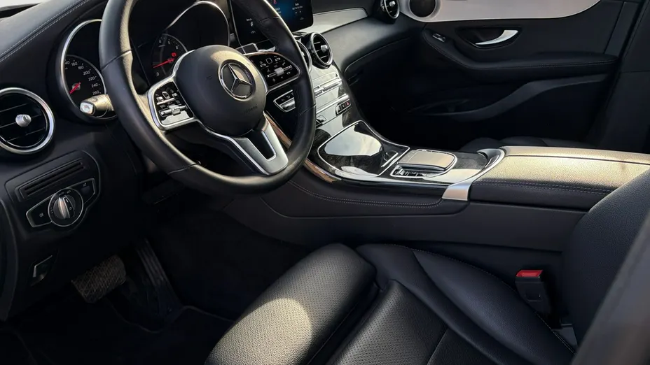 MERCEDES-BENZ GLC -