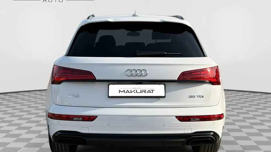 AUDI Q5 -