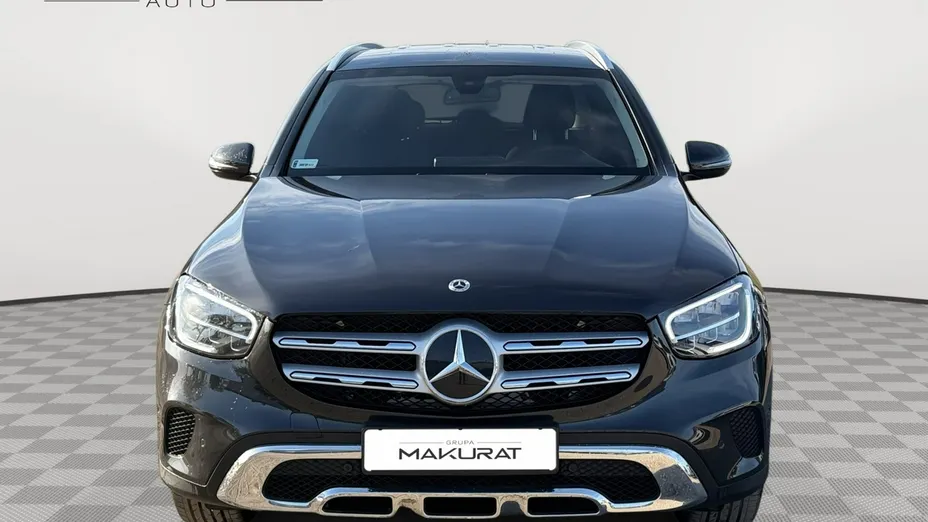 MERCEDES-BENZ GLC -