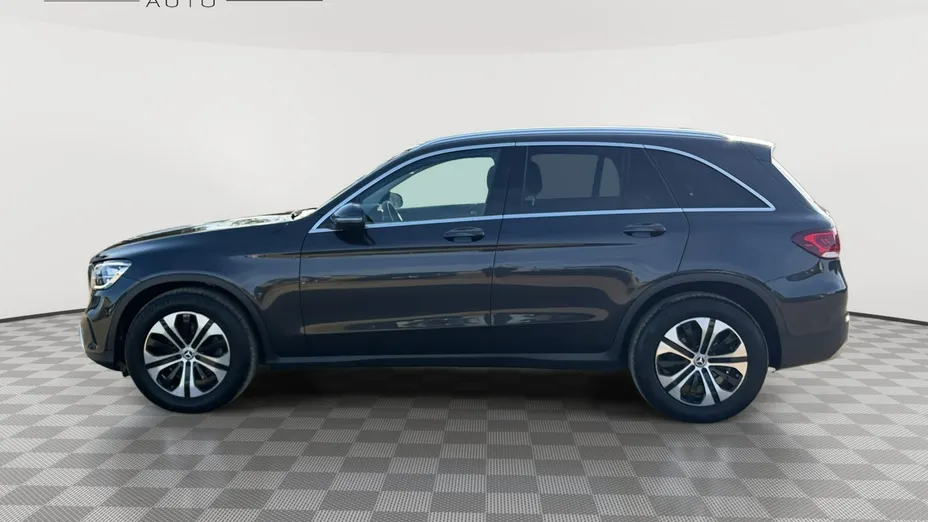 MERCEDES-BENZ GLC -
