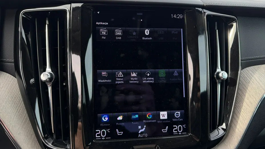 VOLVO XC60 -