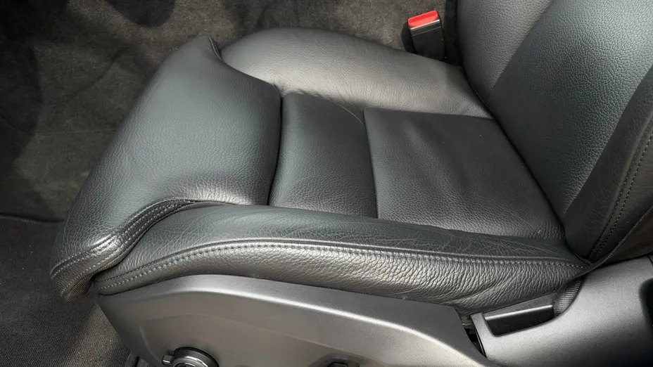 VOLVO XC60 -