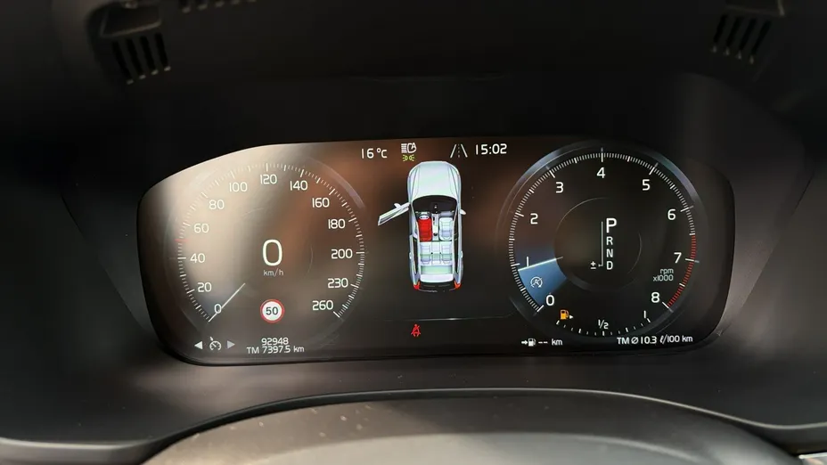 VOLVO XC60 -