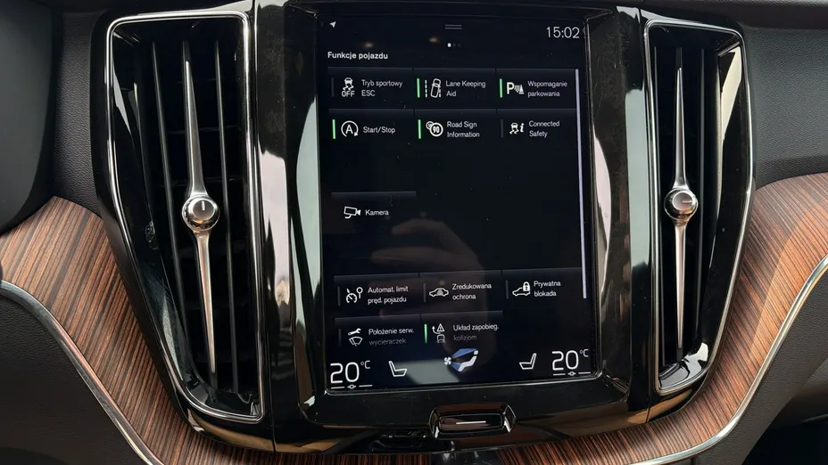 VOLVO XC60 -