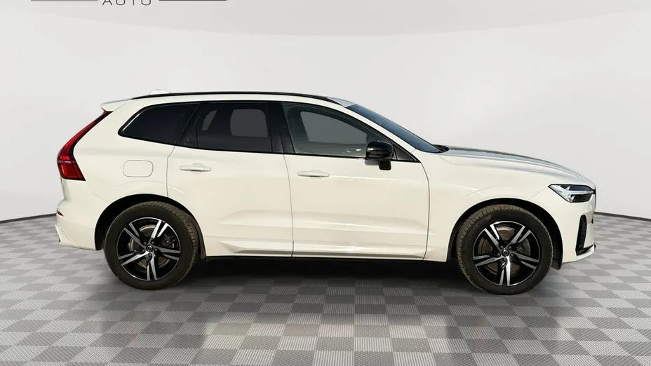 VOLVO XC60 -