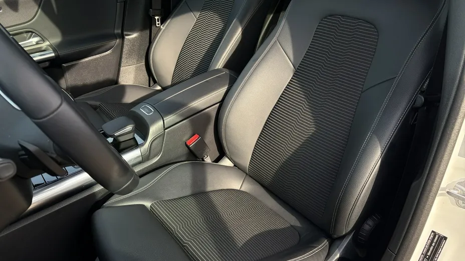 MERCEDES-BENZ GLA -