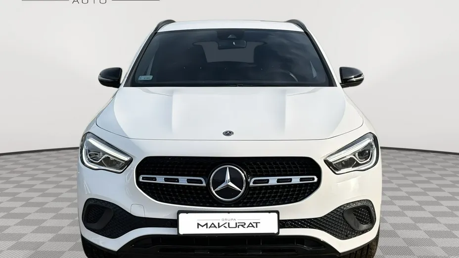 MERCEDES-BENZ GLA -