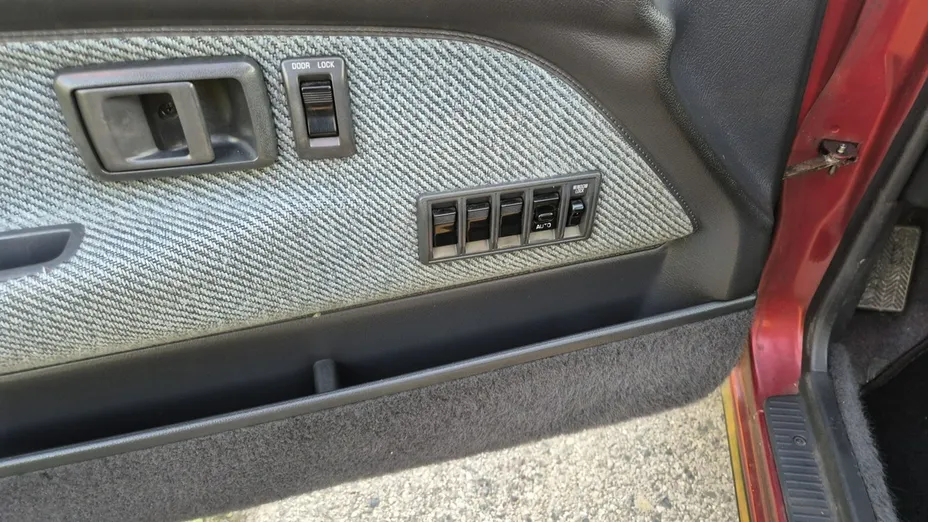 TOYOTA Corolla -