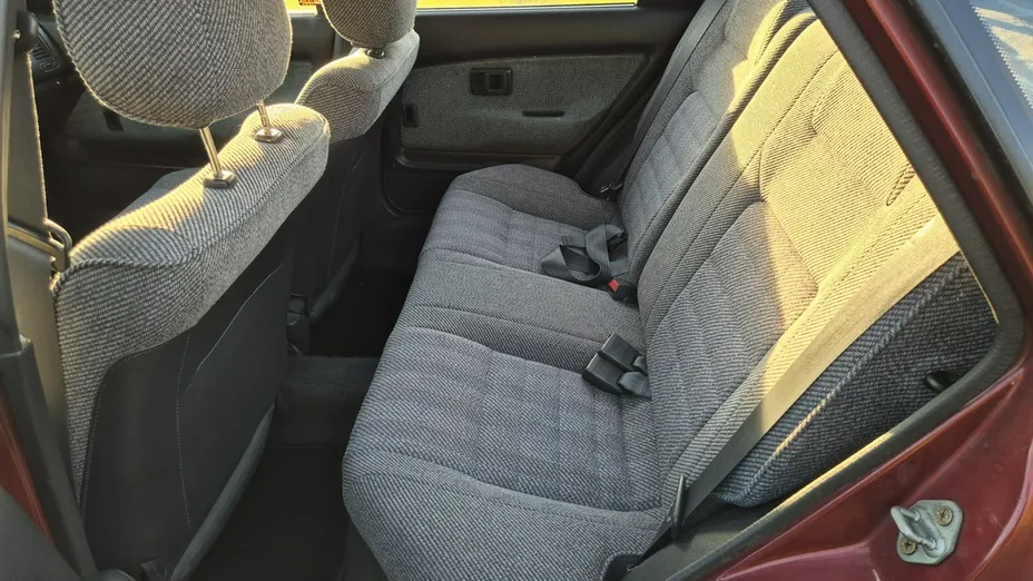 TOYOTA Corolla -