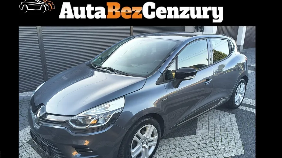 RENAULT Clio -