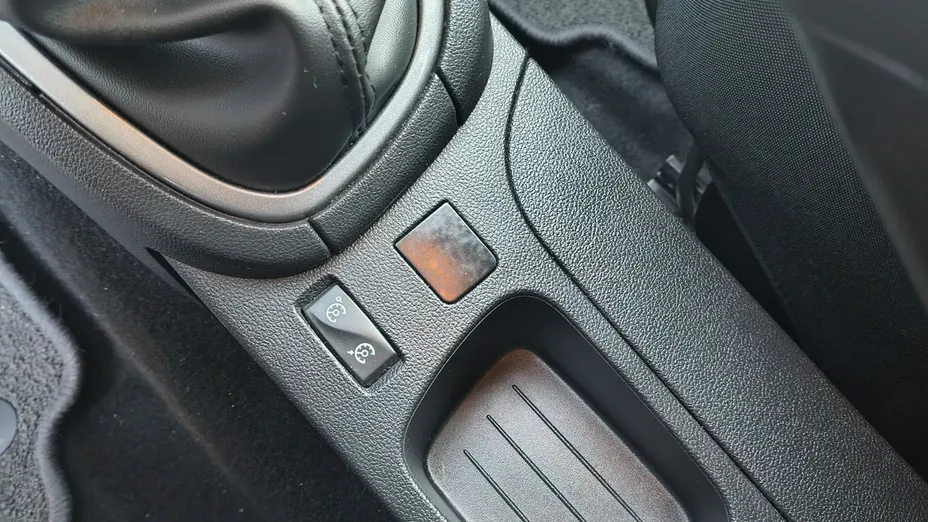 RENAULT Clio -