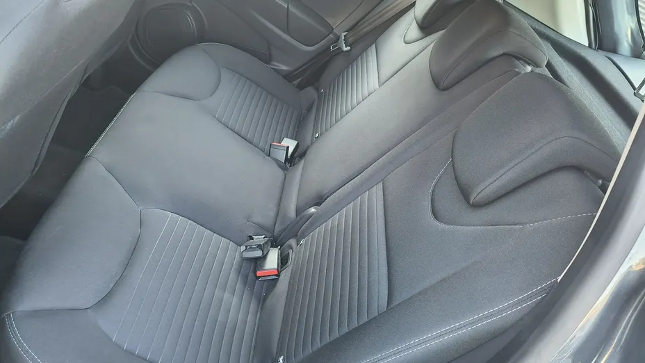 RENAULT Clio -