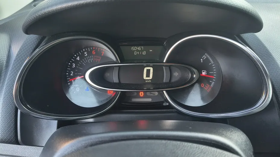 RENAULT Clio -