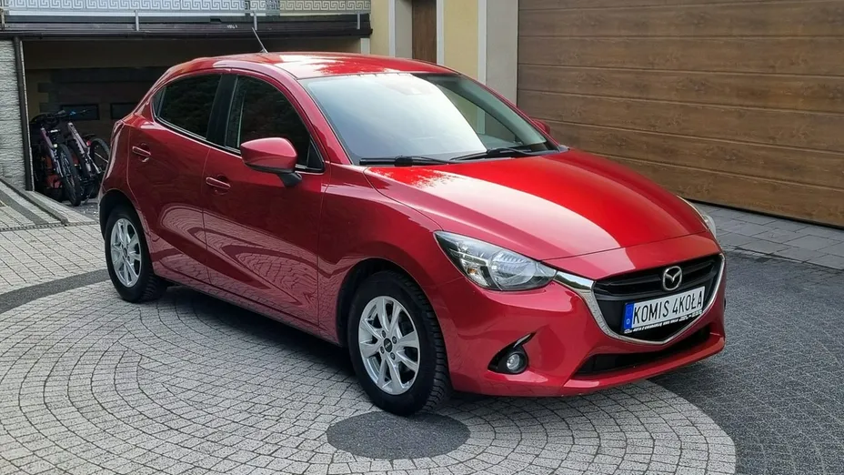 MAZDA 2 -