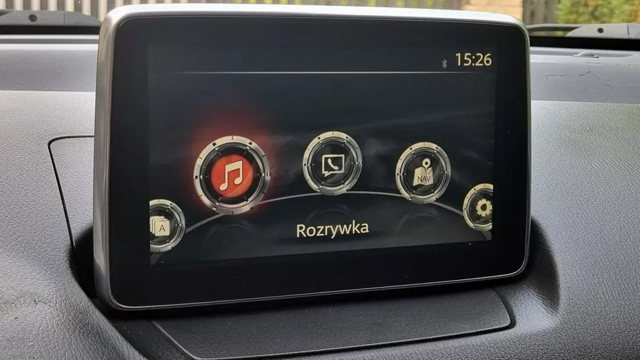 MAZDA 2 -