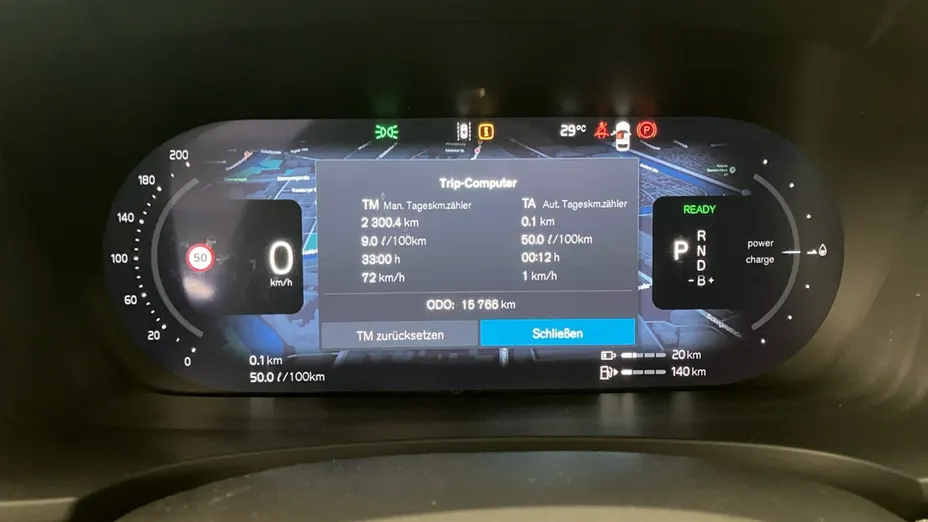 VOLVO V90 -