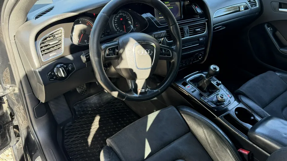 AUDI A4 Avant -