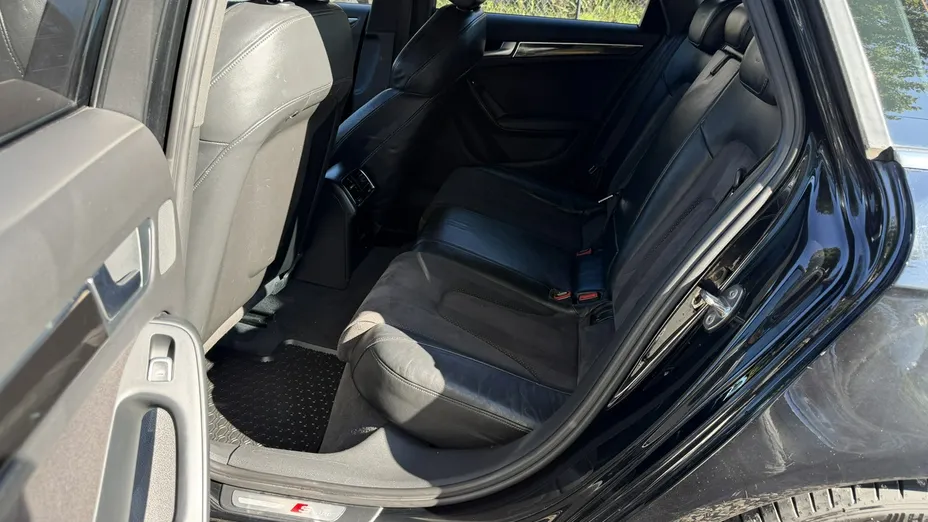 AUDI A4 Avant -