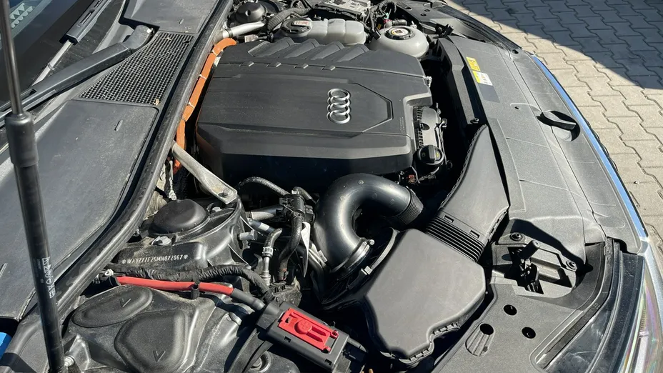 AUDI A6 Avant -