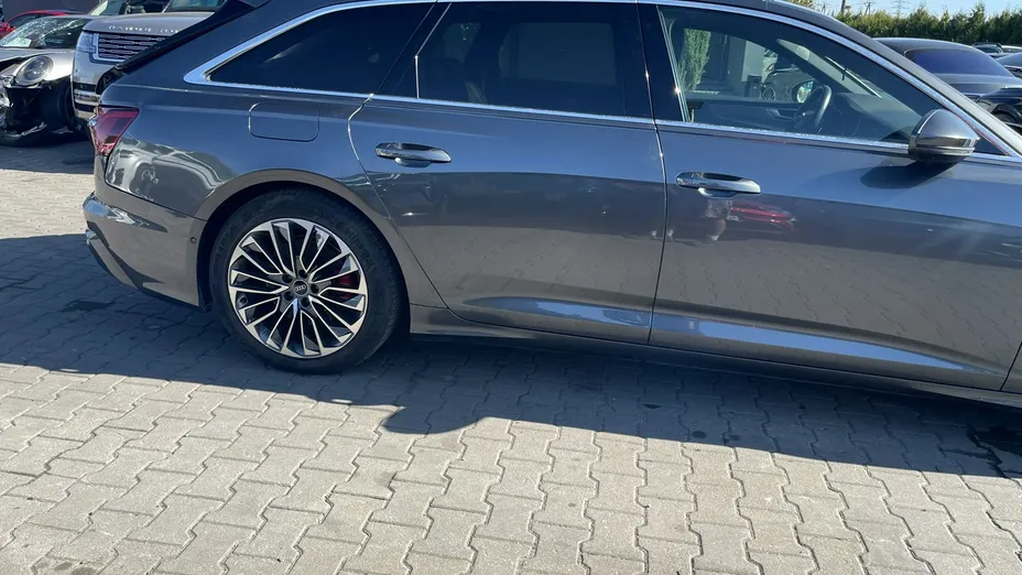 AUDI A6 Avant -