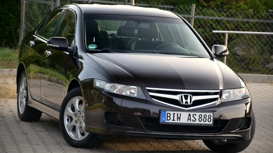 HONDA Accord -