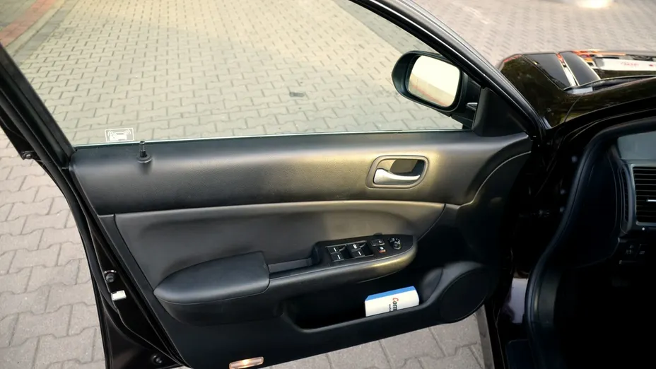 HONDA Accord -