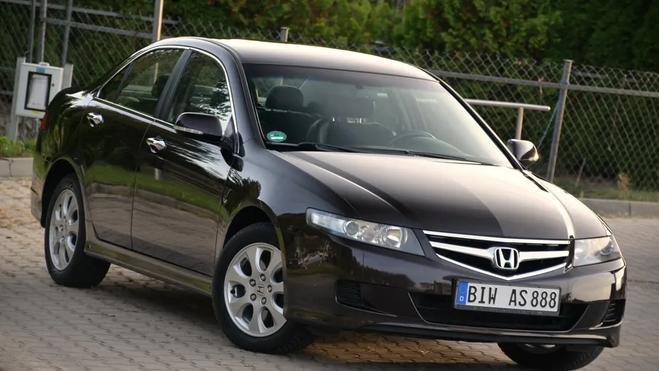 HONDA Accord -