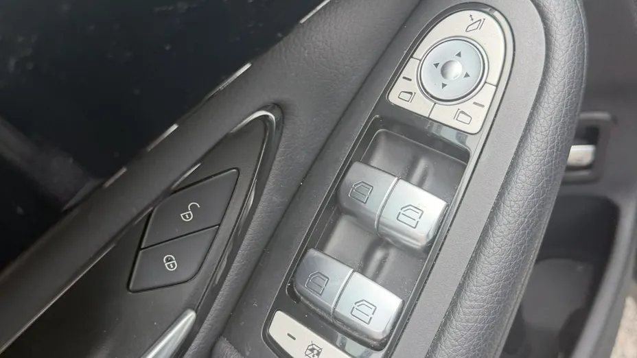 MERCEDES-BENZ A Klasa -
