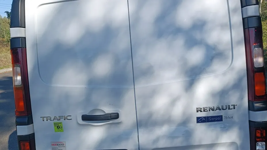 RENAULT Trafic -